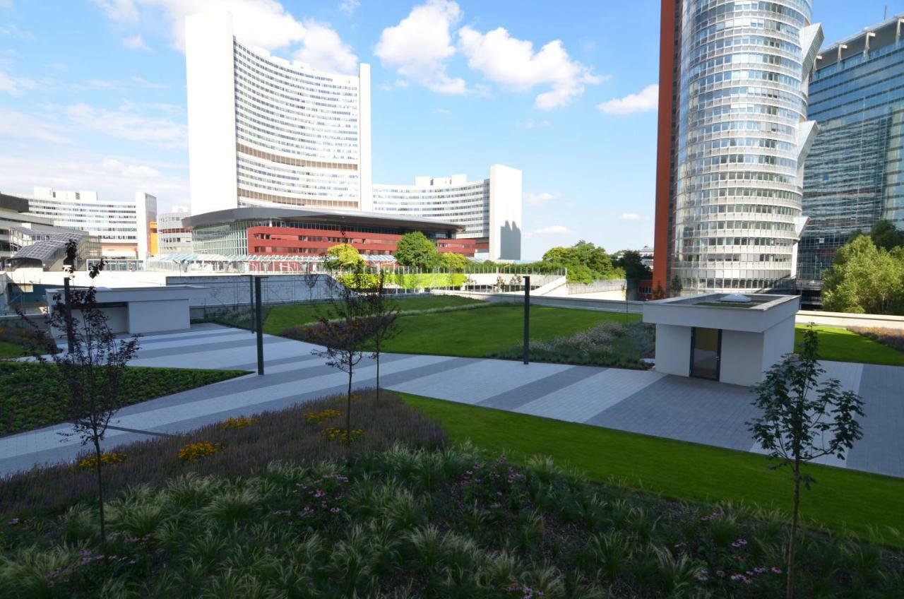 Apartment With Parking On Premise Viena Exterior foto