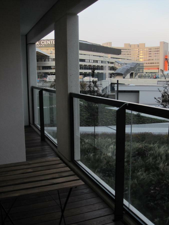 Apartment With Parking On Premise Viena Exterior foto